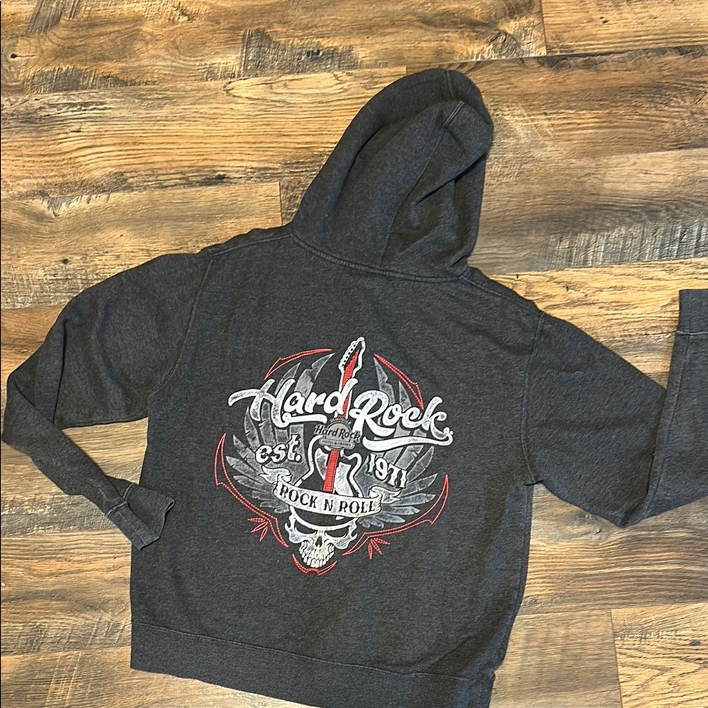 Hard Rock Tampa Gray Sweatshirt Vintage Look Super Soft Lightly Worn